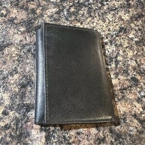 NWT George Black Trifold Wallet